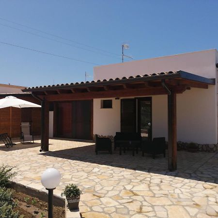 Вилла Casa Vacanze Dorotea Вальдериче Экстерьер фото
